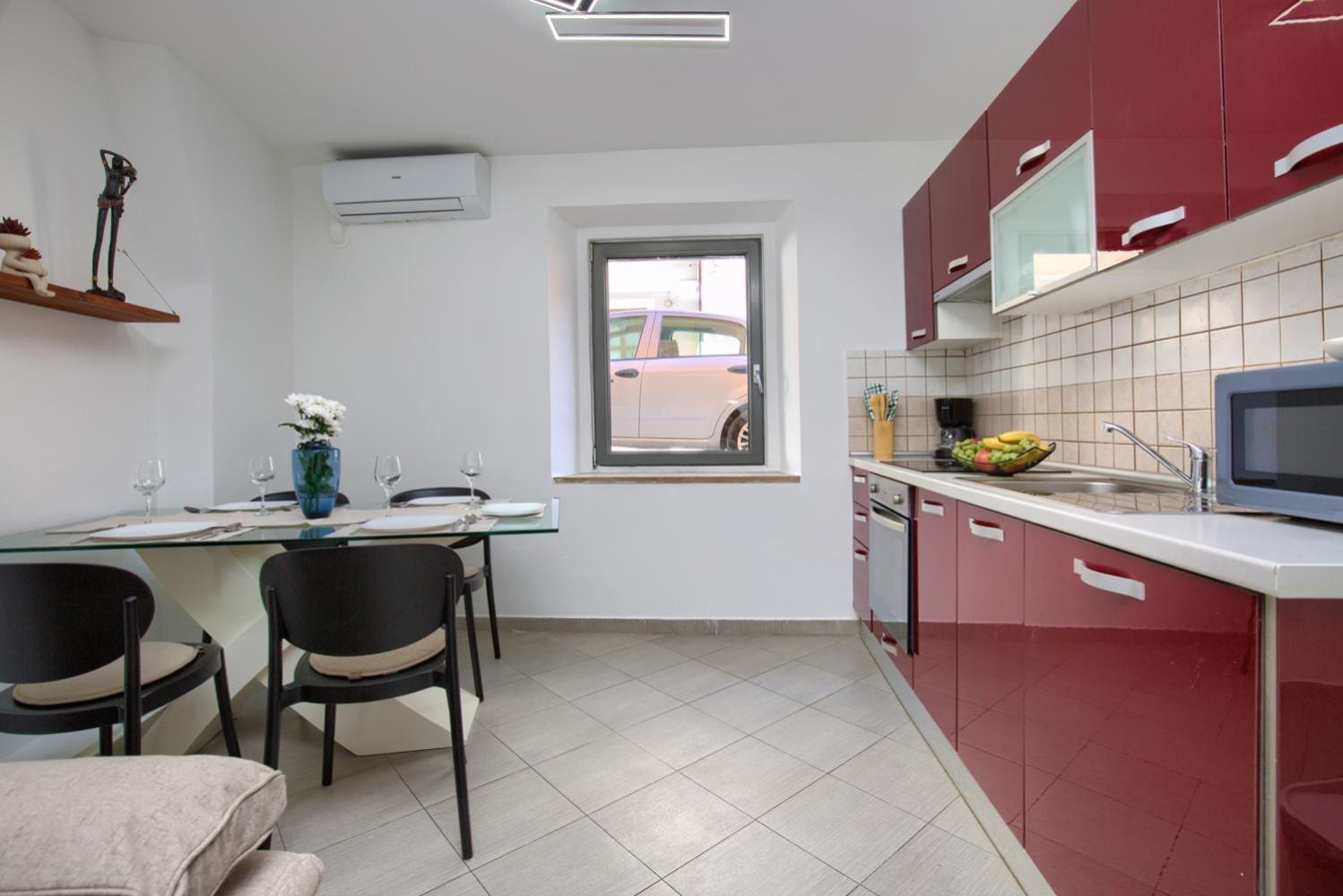 Apartment Center Pula